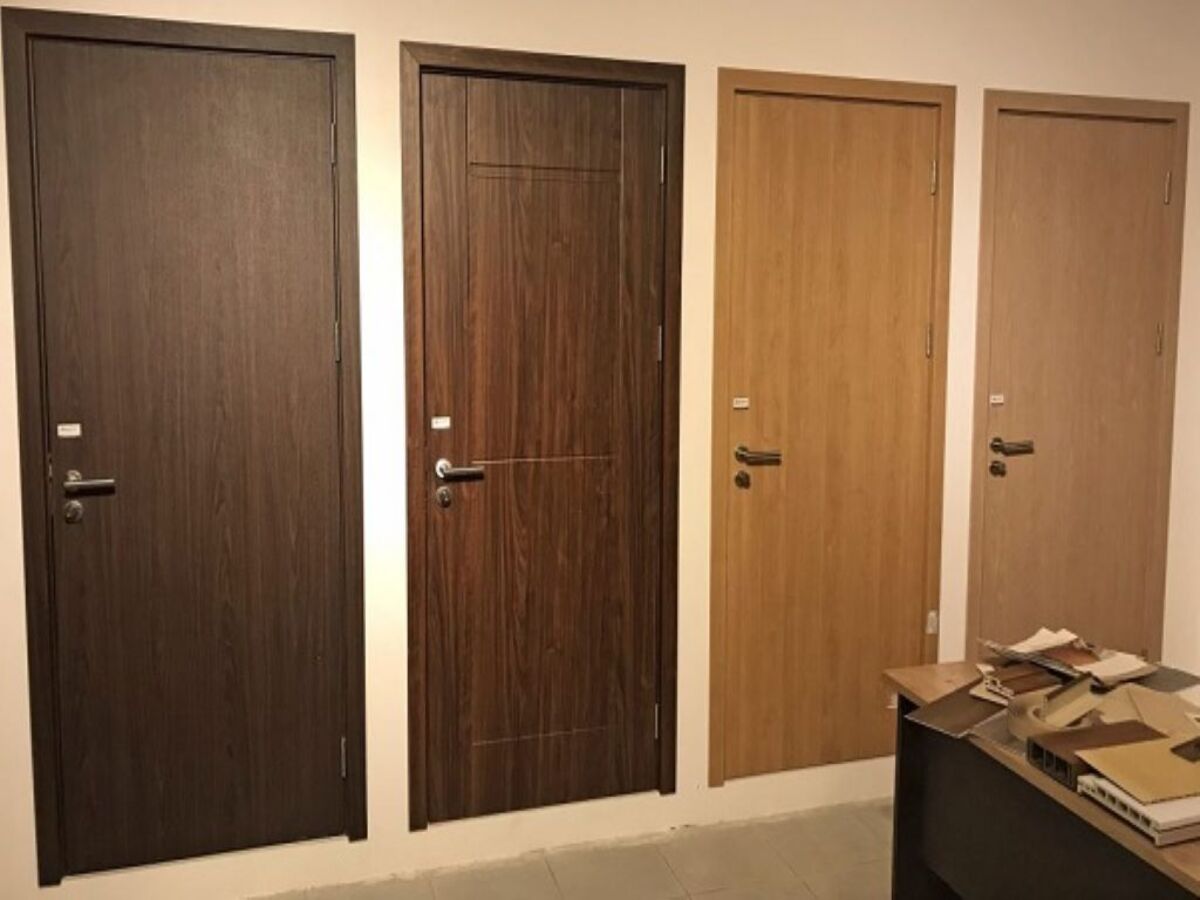 Mẫu cửa nhựa Composite đa dạng